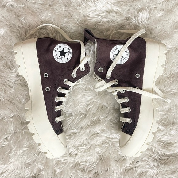 Converse Shoes - Brown platform high top converse